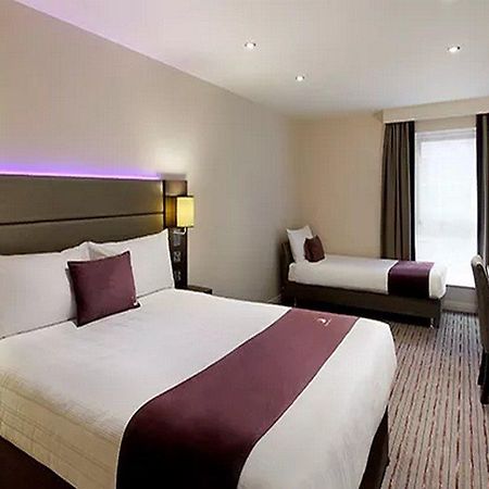 Premier Inn Carrickfergus Eksteriør bilde