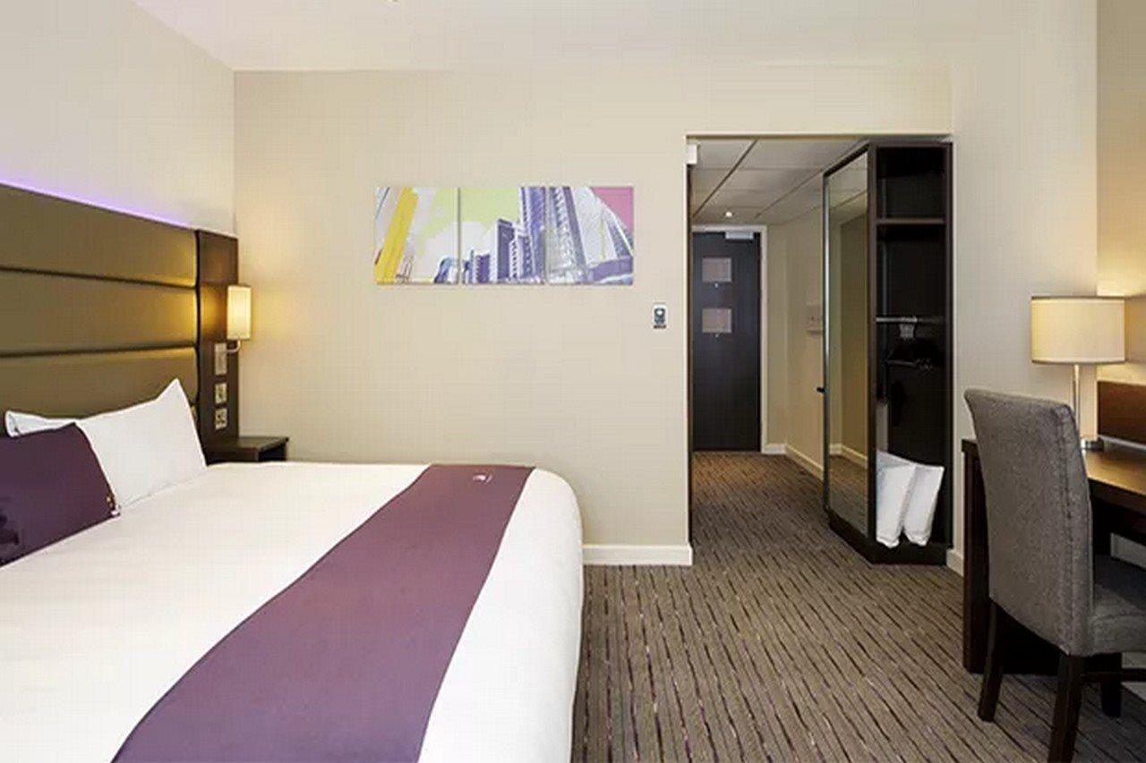 Premier Inn Carrickfergus Eksteriør bilde