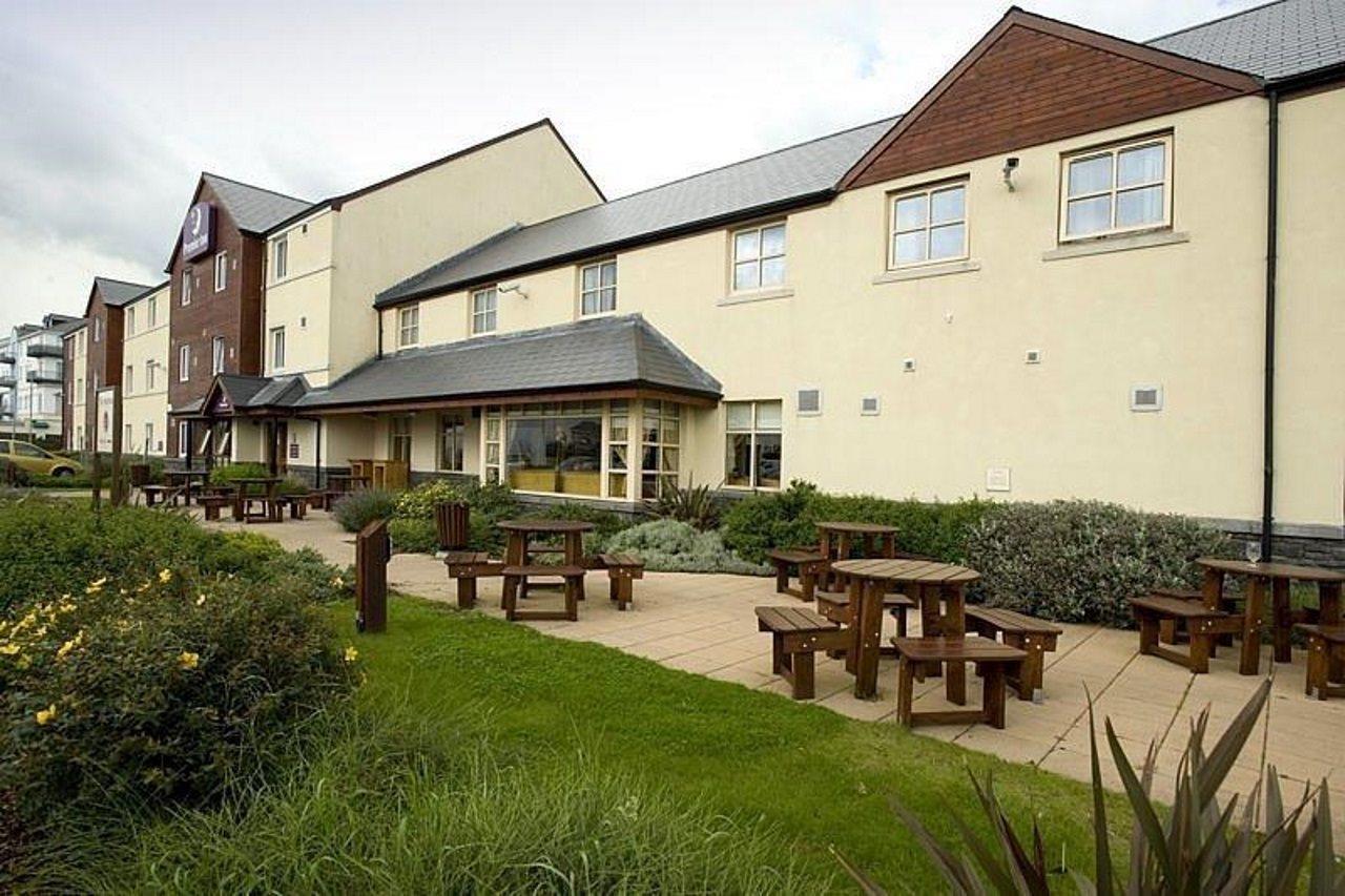 Premier Inn Carrickfergus Eksteriør bilde