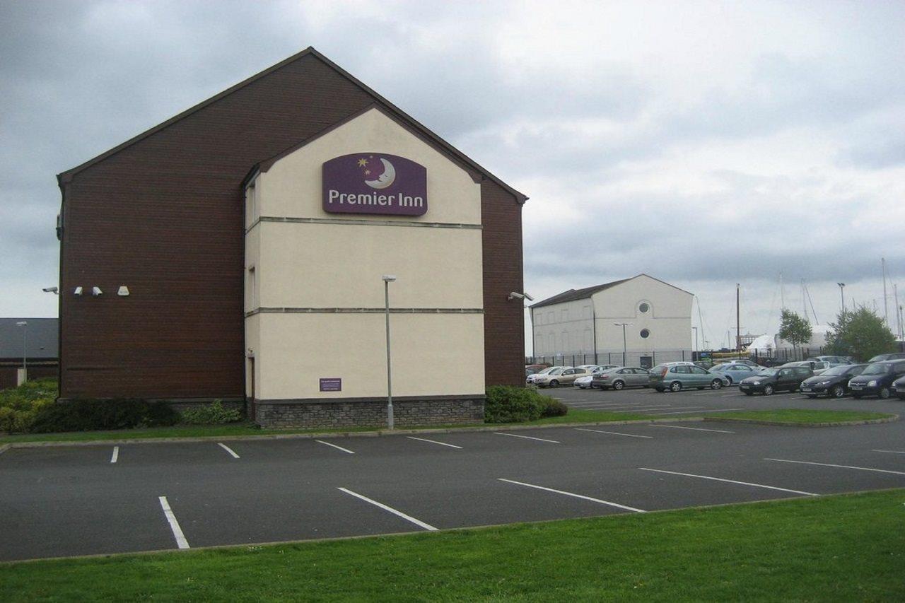 Premier Inn Carrickfergus Eksteriør bilde