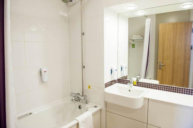 Premier Inn Carrickfergus Eksteriør bilde